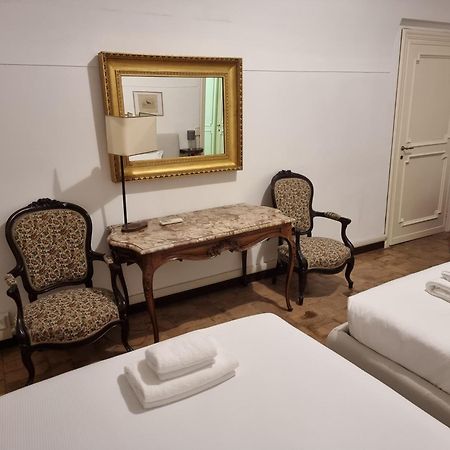 Luxury 2 Bedroom Apartment In The Heart Of Roma Exterior foto